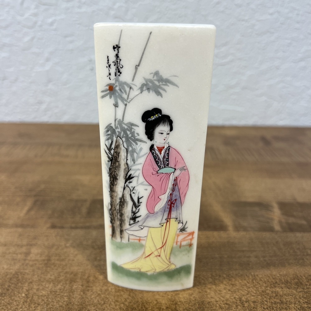 Vtg Geisha Stone Paperweight Marble Oriental‎ Girl In Kimono Dress Hand Painted